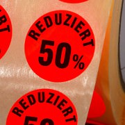 Etiketten Reduziert 50% Haftpapier 30mm rund leuchtend rot Sonderpreis